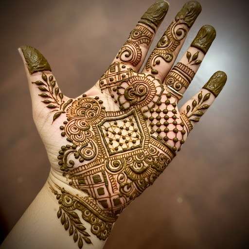 Full hand mhendi
