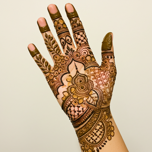 Henna's dark stain, a stark contrast to skin